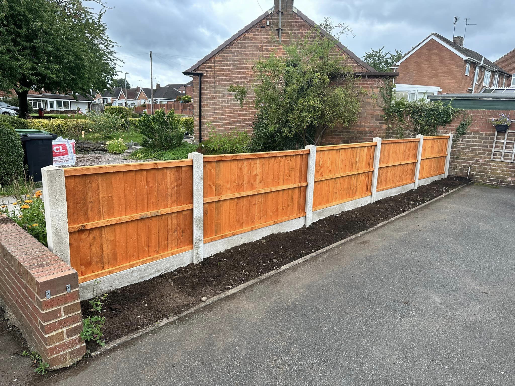 Black Country Fencing Ltd, Fencing and gate installation