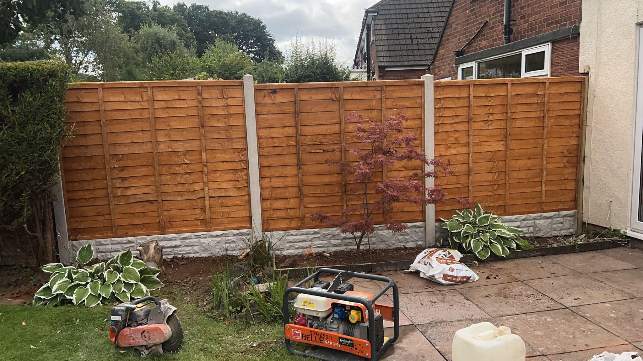 Black Country Fencing Ltd, Fencing and gate installation