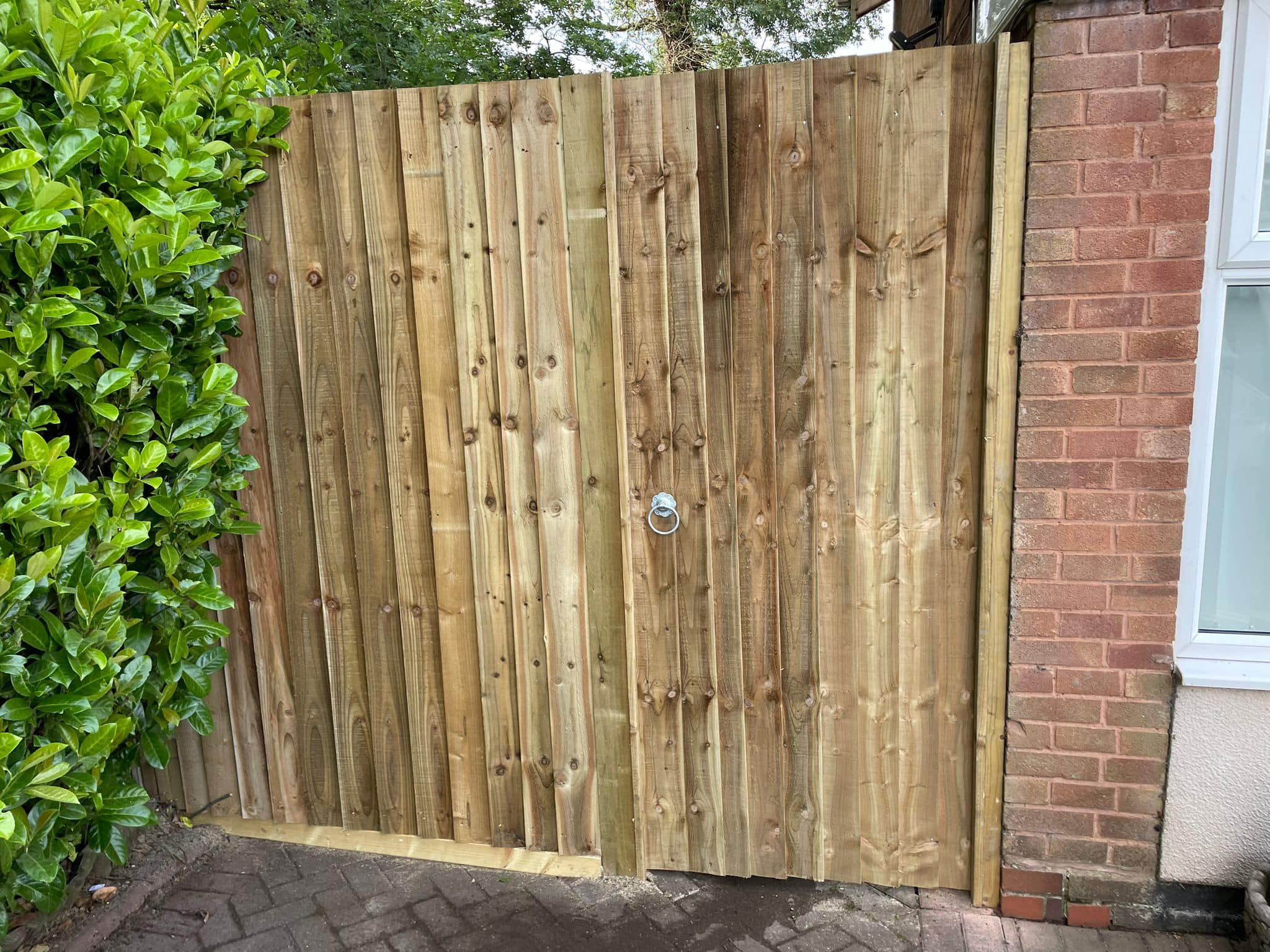 Black Country Fencing Ltd, Fencing and gate installation