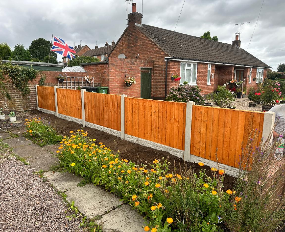 Black Country Fencing Ltd, Fencing and gate installation