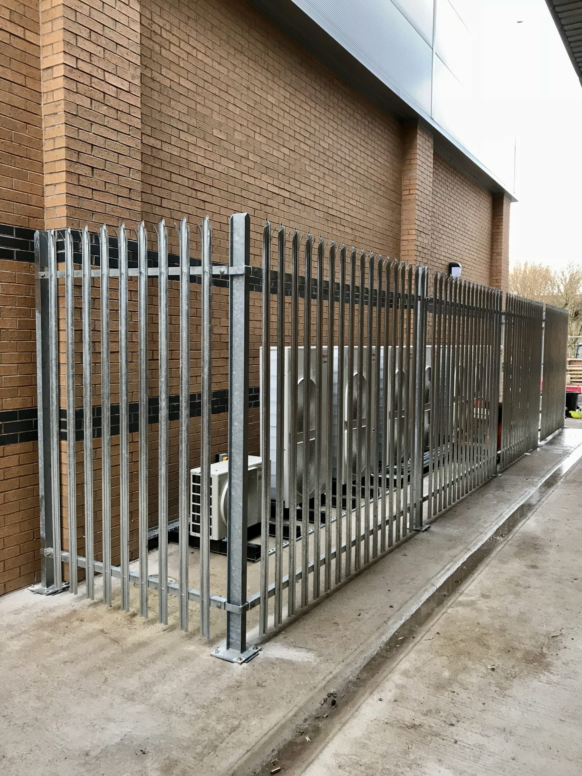 Black Country Fencing Ltd, Fencing and gate installation